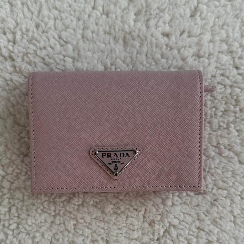 Prada Wallet pink